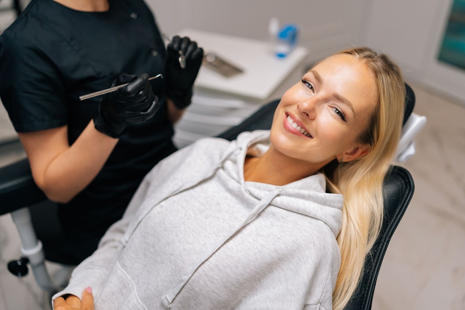 Top Cosmetic Dentistry Treatments for the Holidays